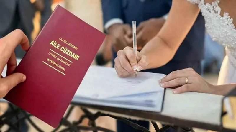 Kadınlar için 'soyadı' kararı